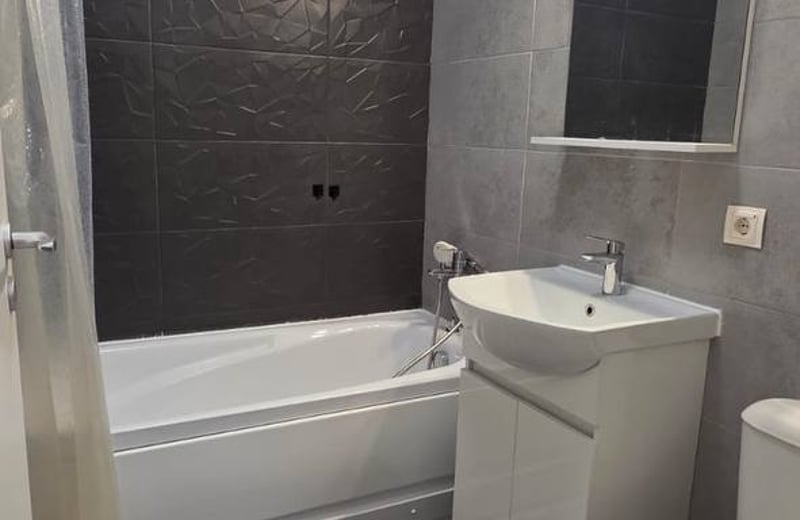 Rent of a comfortable furnished 2-room apartment, Bucharest, Sector 6, Romania